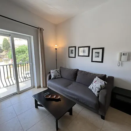 St Julians Smart 2 Bedroom Apartment-3