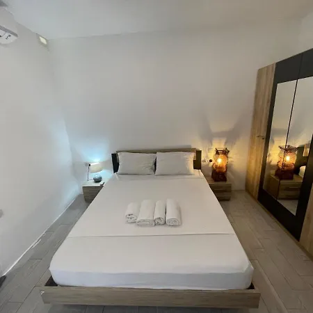 City Center Properties - Modern Room With Ac & Ensuit Bathroom - Room 1-3