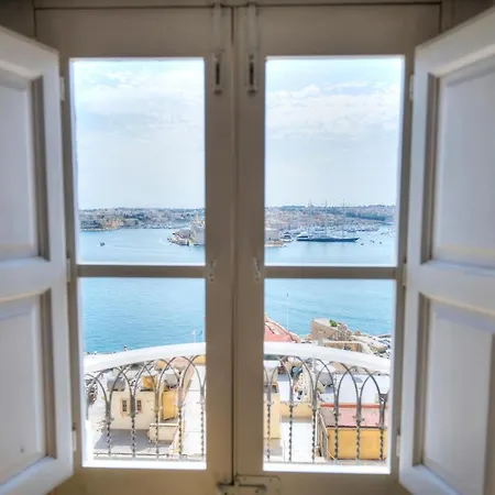 Spacious Maisonette With Spectacular Views Ibri1-1-2