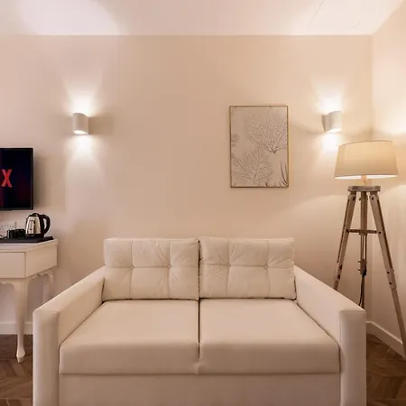El Doris Boutique Living-3