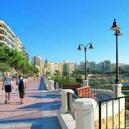 Good Value For Money - Close To D Seafront & Bars-2