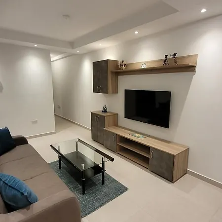 Lovely Apartment With Side Sea View-2