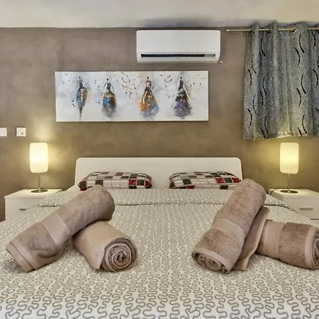 Spinola Court - Stunning Seaview Apartment & Penthouse On Spinola Bay By Shortletsmalta-2
