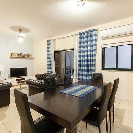 Cozy Apt Just Off The Beach In St Julians By 360 Estates-2