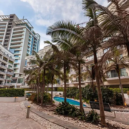 Pender Lux Complex - 3Br Unit With Private Parking By 360 Estates-2