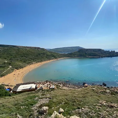 Luxury Bay View 3 Bed 3 Bath Seafront Apartment In St Paul'S Bay-2