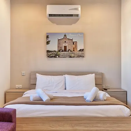 Studio Penthouse, Close To Clubs/Schools W/Wifi-2