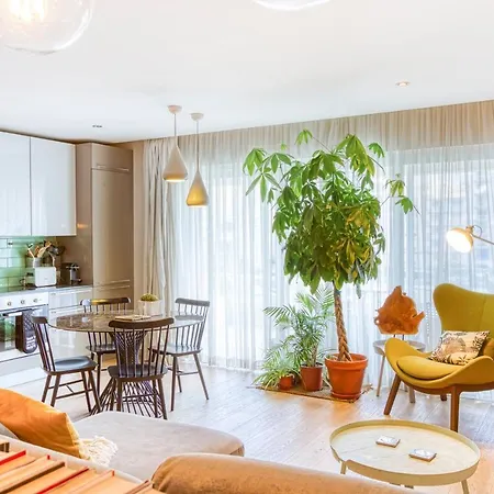 Centre Of St Juliana, Seafront - With Wifi & Ac By 360 Estates-2