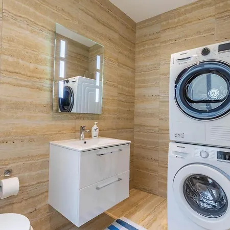 Sliema Luxurious One Bedroom Duplex Maisonette-3