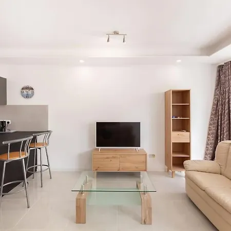 Spacious 2Br Apt In Qawra - Perfect For Families By 360 Estates-2