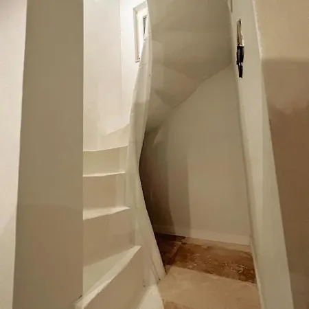 Family Apartment In Center With Free Baby Amenities-2