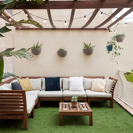 Pearl Pad - Stylish Seaside Duplex Apartment With Hot Tub - Sliema-3