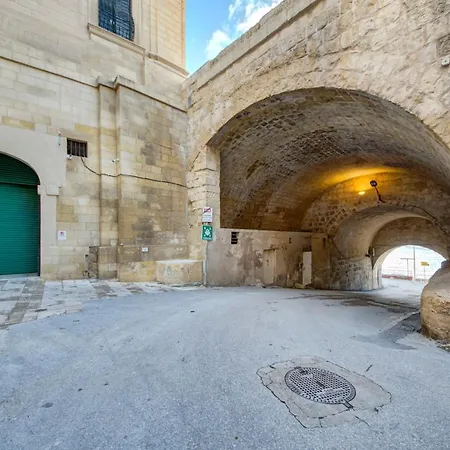 Sally Port 29-3