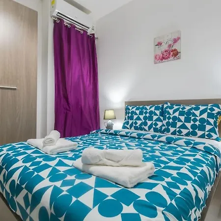 Cozy Apartment Close To The Sea 4-2