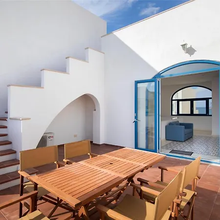 Chic, Stylish Traditional Townhouse With Terrace - St. Paul'S Bay-3