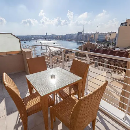 Sant Antnin Penthouse Suite - Sliema Ferries - Sea Views-3