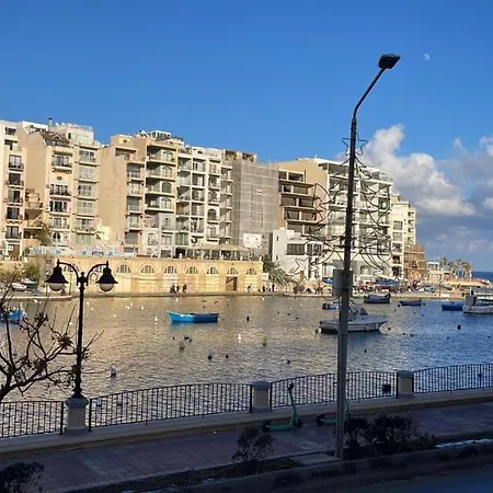 St.Julians Seafront Apartment-3