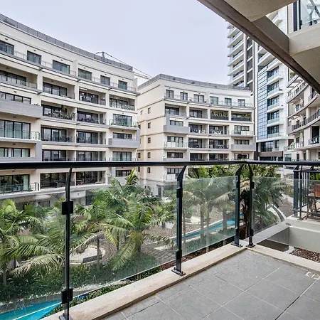 Cozy, Modern Studio Apartment In The Heart Of St Julians-2
