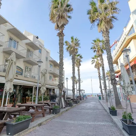 Charming Home Meters From The Seafront With Terrace By 360 Estates-2