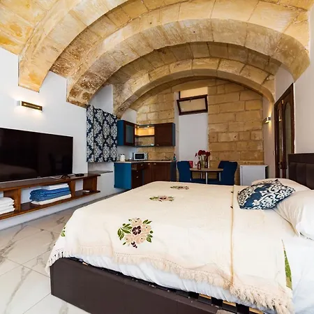 Valletta Old Well Apartments-3