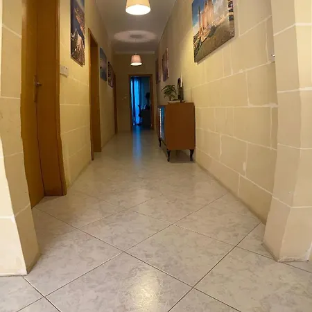 Spacious Apt Xlendi With Views & Acs Using A Coin Meter-3