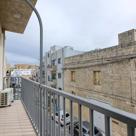 Colourful, Designer 2Br Apt In Central St Julians By 360 Estates-3