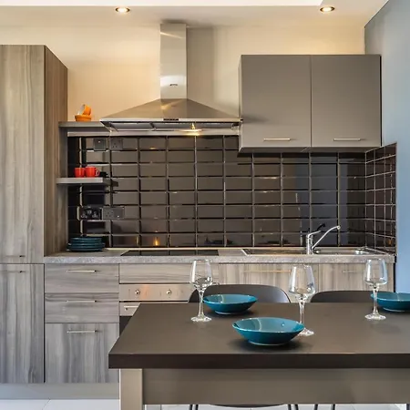Brand New Apartment With Terrace St Julians - Sleeps 4-2