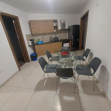 Cozy 3 Bedrooms Apartment-2