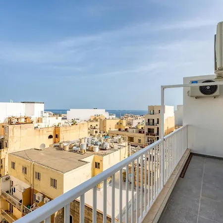 A Sunny 2Br Pent With Comfy, Fully Equipped Living By 360 Estates-3