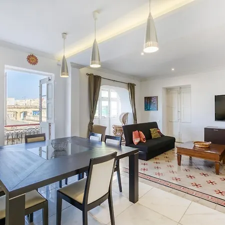 A 1Br Stylish, Fully Equipped Home In The Capital By 360 Estates-3
