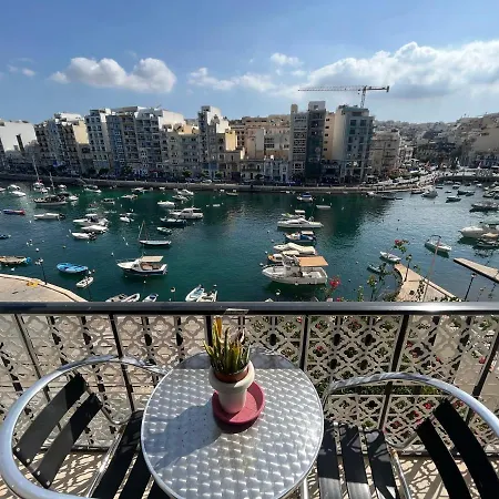 1 Bedroom Seaview Apt In St Julians Apt7-3