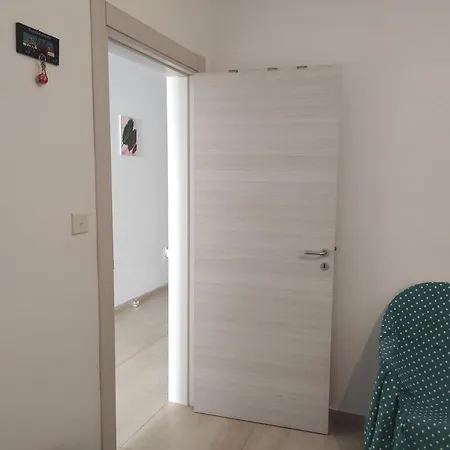 Cozy Room In The Heart Of Bugibba-3