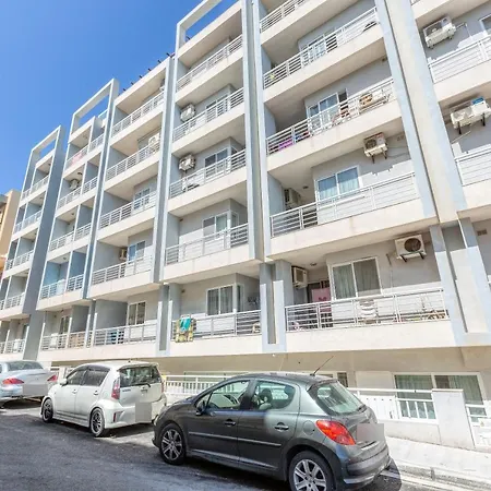 Lovely, Cosy 2Br Apt With Comfy Sofa, Wifi & Ac By 360 Estates-3