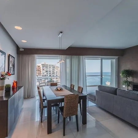 Luxury Sea View Apartment In Prime Location-3