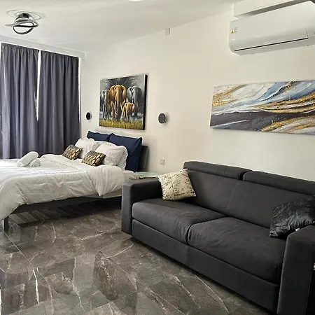 Spinola, St Julian'S Seafront Studio Apartment-2