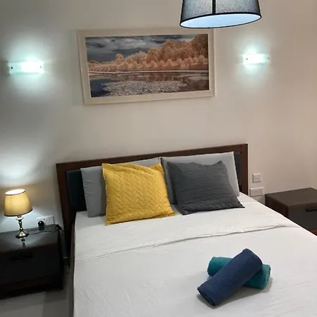 Elegant Flat In Mellieha-3