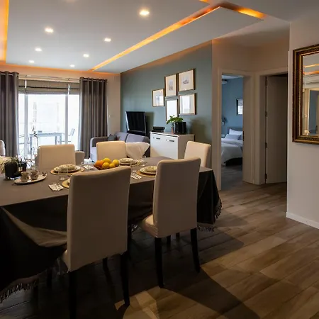 Four Seasons Apartment 9-2