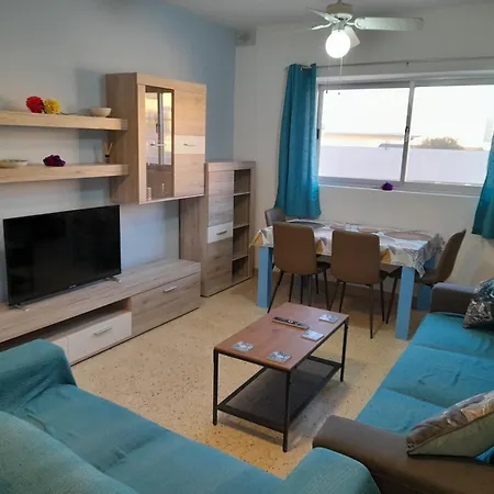 Sunshine Holiday Apartment 6 With Spectacular Seaviews-3