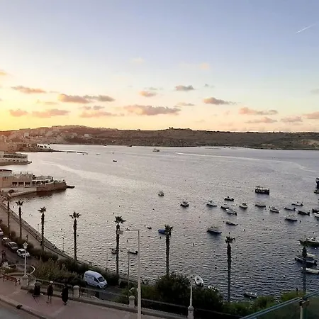 New Seafront Apartment - Spectacular Views-2