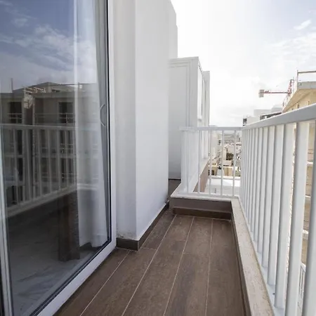 Seafront Penthouse-3