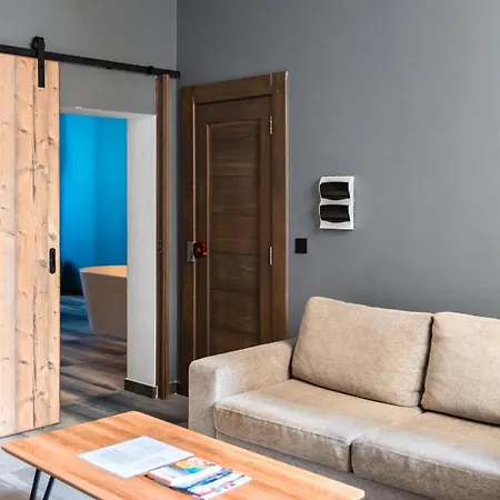 Valletta Stylish 2Br Flat By Arco Collection-3