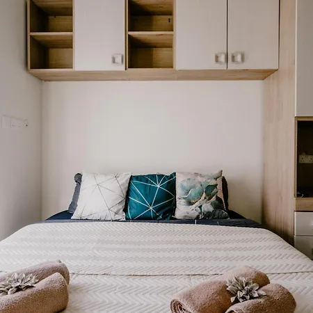 La88 Bayview Rooms-2