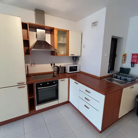 Spinola Bayview Apartment-2
