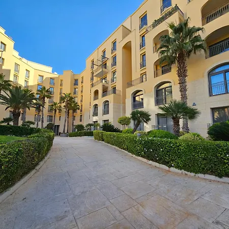 Stunning Seafront Portomaso Apartment-3