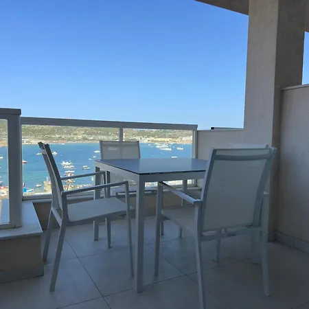 Sea View Modern 2 Bedroom Apartment-3