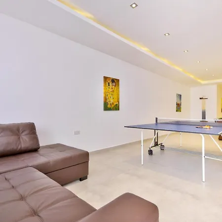 Villa Goa - By Luxury Villas Malta-3
