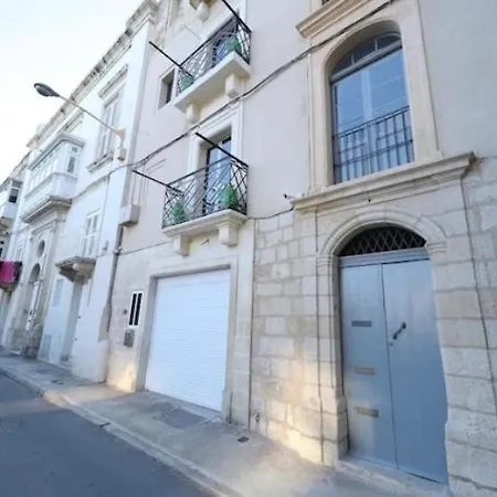 Comfy 1 Bedroom - Sun Terrace & Sea Views Gbuh1-1-2