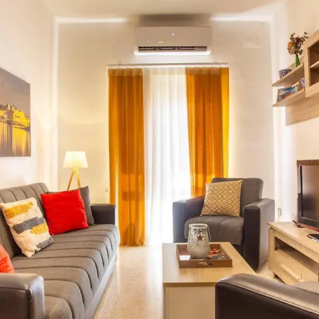 Spacious, Modern 3 Bedroom Apartment - St. Paul'S Bay-3