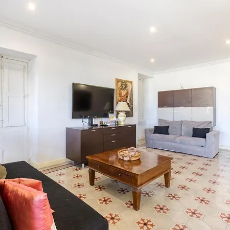 A 1Br Stylish, Fully Equipped Home In The Capital By 360 Estates-2