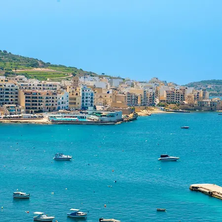 Islet Promenade Aparthotel - Studio With Hot Tub And Panoramic Sea Views By Getawaysmalta-2